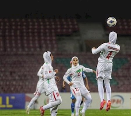 فوتبال بانوان جام ملت ها
