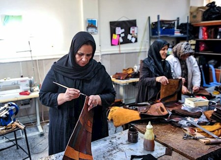 حمایت از کسب و کارهای زنان سرپرست خانوار