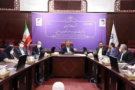 مدافع تولیدکنندگان و احقاق حقوق آنها هستیم