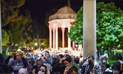 مراسم شب قدر در حافظیه شیراز