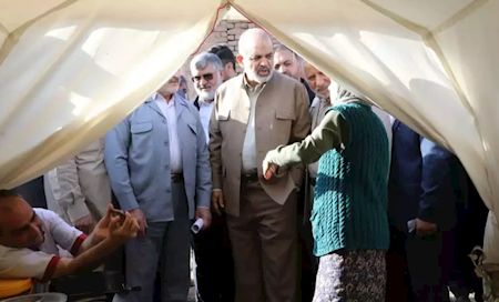 وزیر کشور از دو روستای زلزلهزده خوی دیدن کرد