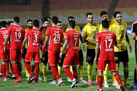 بهترین سپاهان مقابل پرسپولیس بحران زده