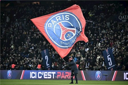 مسخره کردن فدراسیون فوتبال فرانسه توسط هواداران PSG