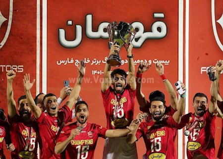 جشن قهرمانی پرسپولیس در شهید وطنی قائمشهر