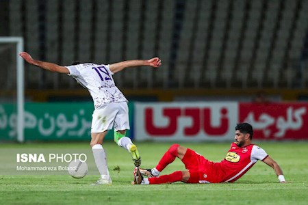 مدافع عنوان قهرمانی با برد استارت زد