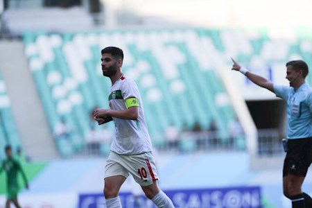 هافبک فصل قبل سپاهان پرسپولیسی شد