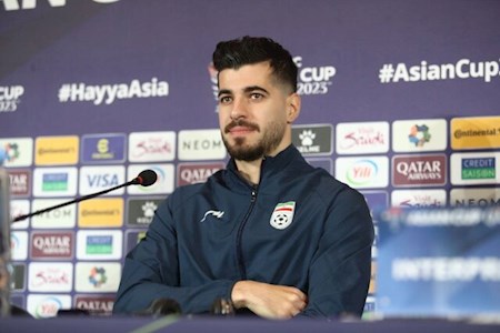 عزت الهی راهی امارات شد