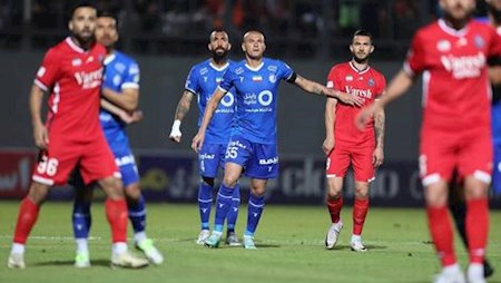بیانی : استقلال با این نوع بازی قهرمان نمی شود