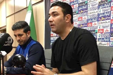 نکونام و تکرار اتهام ها در نشست خبری