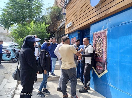 ویدئو تجمع هواداران استقلال مقابل باشگاه