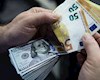 بازار ارز در بنبست بازارساز/ چرا این روزها، دلار پایینتر نمیآید؟
