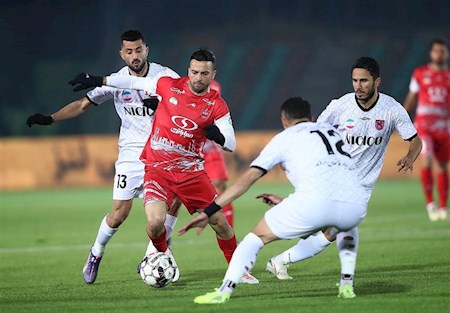 لیگ برتر فوتبال به ایستگاه ۲۸ م رسید