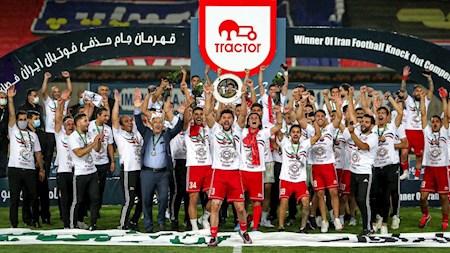 جام در اهواز به تراکتور داده می شود