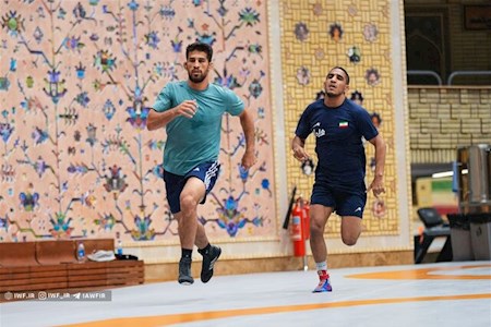 آزاد و فرنگی کاران در مازندران اردو می زنند