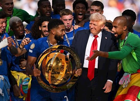 گیردادن ترامپ به تغییر نام فوتبال