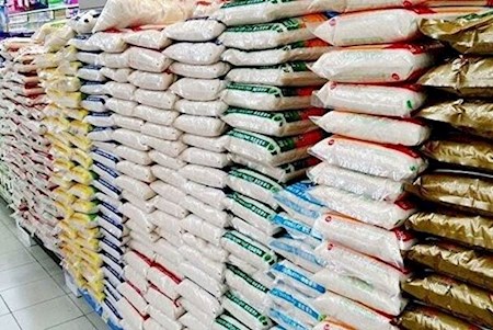 برخورد قاطع با گرانفروشان و محتکران برنج در دستور کار تعزیرات
