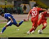 با هواداران تراکتور برخورد کنید