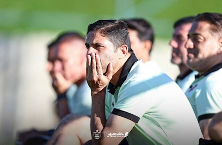 نشست خبری سرمربیان پرسپولیس و سپاهان برگزار شد