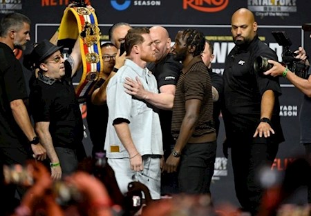 کاخ سفید محل برگزاری مسابقات UFC