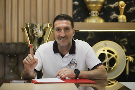 ادموند بزیک سرمربی امید پرسپولیس شد
