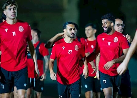 استقلال حریف سرسختی ست