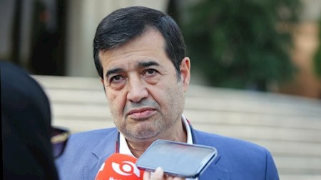 وزیر ورزش هم نمیداند دربی کجاست !!؟