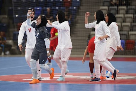 توقف فوتسال زنان در دیداری دوستانه