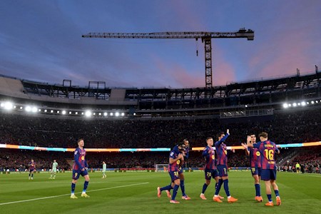 افتتاح نیوکمپ با هنرنمایی یامال و لوا