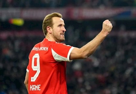 جشنواره گل خارج از خانه بایرن مونیخ