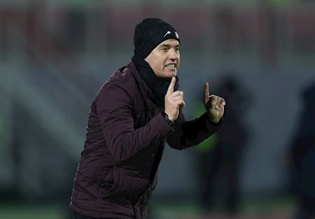 فرار اوسمار از پاسخ به حواشی