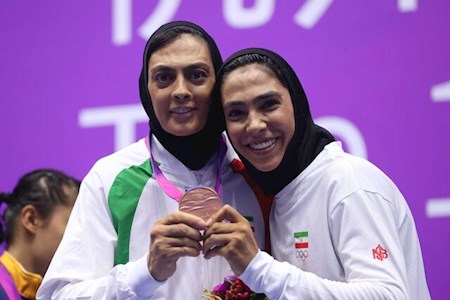 دو سال محرومیت برای خواهران منصوریان