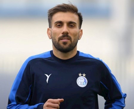 هافبک استقلال غائب بازی چهارشنبه