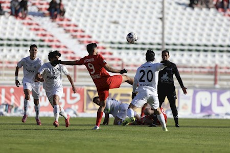 شوک به تیم تراکتور