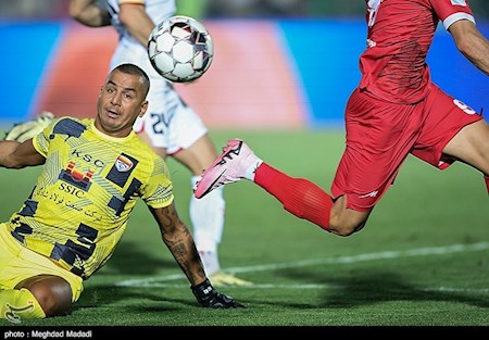 سقوط ۴ پله ای پرسپولیس