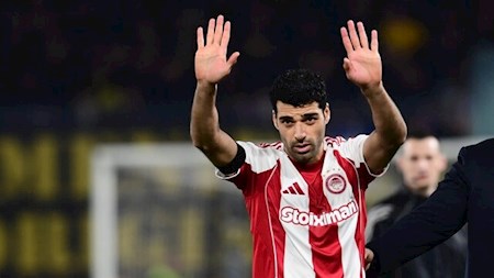 خشم هواداران آاک آتن از مهدی طارمی