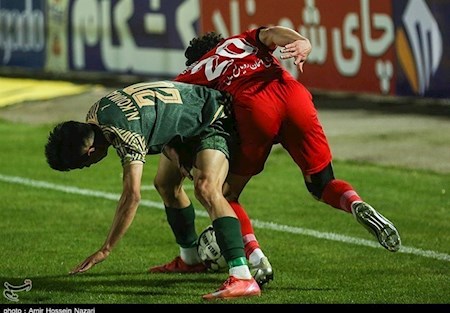 شمس آذر با تراکتور به توافق نرسید