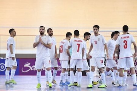 فوتسال ایران یک گام تا فینال آسیا