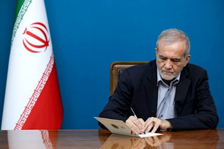 تبریک رئیس جمهور به کشتی گیران ایران