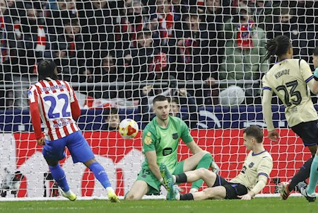 دیشب بارسلونا شرم آور بود