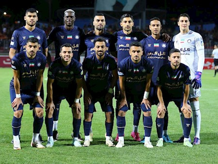 گل گهر صدرنشین لیگ برتر شد