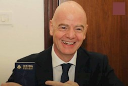 اینفانتینو پاسپورت لبنانی گرفت