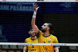 نقره داغ ملی پوش والیبال ایران