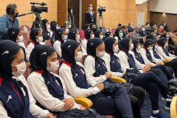 بانوان فوتبال ایران بدرقه شدند