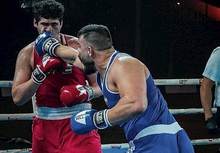 فرنگی کار سابق روی رینگ بوکس ابوظبی