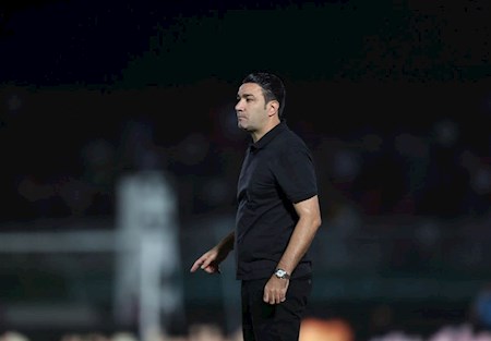 نکونام قبل از انتخاب سهراب سکوت بود