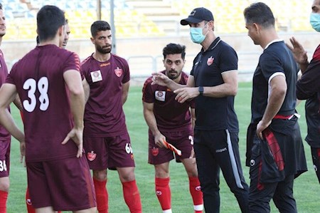 در تهران یک چمدان جا گذاشتم
