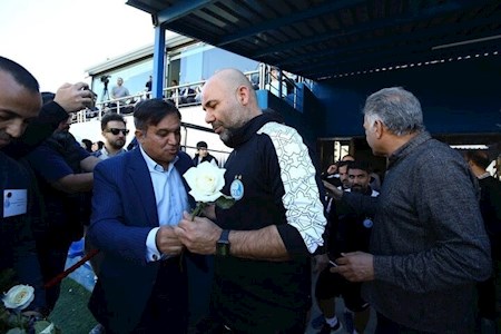 انتقاد تاجرنیا از تعلل فدراسیون فوتبال