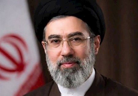 بیعت خانواده رئیس جمهور شهید با رهبری