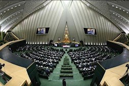 تکذیب کنار رفتن قالیباف از تیم مذاکره کننده