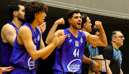 شکست استقلال مقابل نفت آبادان